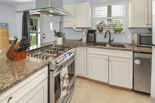 201 NE Prima Vista Blvd, Port Saint Lucie, FL 34983 - Photo 9
