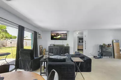 201 NE Prima Vista Boulevard, Port Saint Lucie, FL 34983 - Photo 11