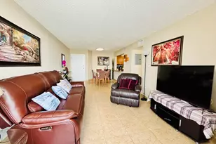8201 NW 8th St, Miami, FL 33126 - Photo 7