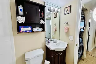8201 NW 8th St, Miami, FL 33126 - Photo 25