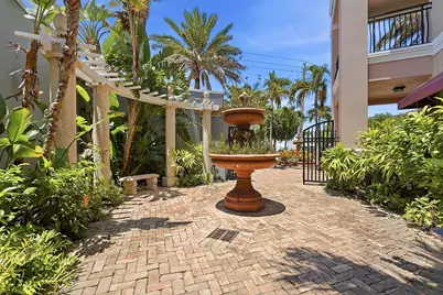 50 SE Ocean Boulevard #302, Stuart, FL 34994 - Photo 5