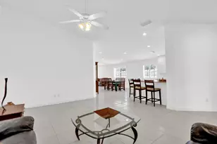 5181 Magnolia Bay Cir, Palm Beach Gardens, FL 33418 - Photo 7