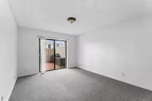 612 Executive Center Dr, West Palm Beach, FL 33401 - Photo 25