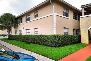 1014 Twin Lakes Dr, Coral Springs, FL 33071 - Photo 1