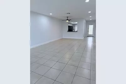 9640 NW 65th Street #D10, Tamarac, FL 33321 - Photo 9