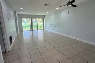 9640 NW 65th St, Tamarac, FL 33321 - Photo 7