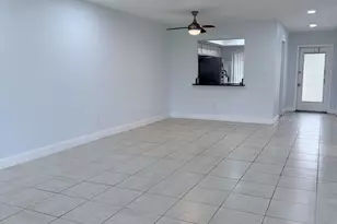 9640 NW 65th St, Tamarac, FL 33321 - Photo 5