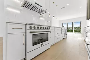 4789 Valencia Dr, Delray Beach, FL 33445 - Photo 9