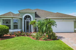 728 Fortunella Cir SW, Vero Beach, FL 32968 - Photo 1