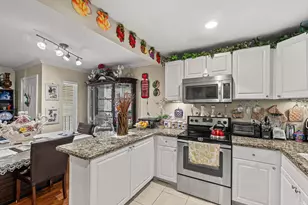 526 Shady Pine Way, Greenacres, FL 33415 - Photo 9