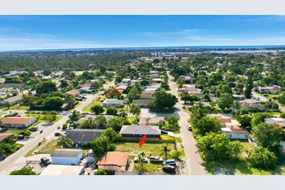 1141 Peak Road, Lake Worth, FL 33462 - Photo 9
