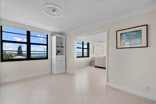 911 Ocean Dr, North Palm Beach, FL 33408 - Photo 31