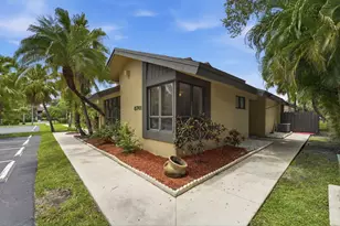 8741 Cleary Blvd, Plantation, FL 33324 - Photo 3
