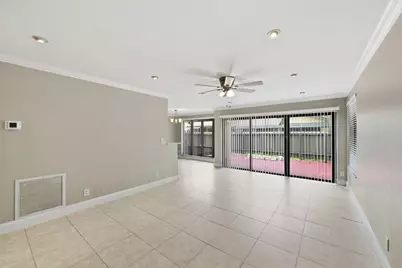 8741 Cleary Boulevard, Plantation, FL 33324 - Photo 11
