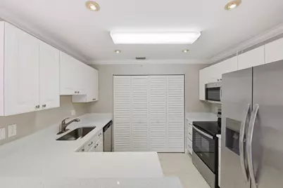 8741 Cleary Boulevard, Plantation, FL 33324 - Photo 19