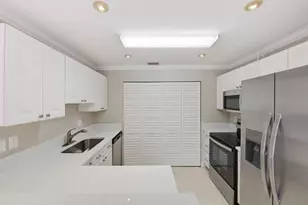 8741 Cleary Blvd, Plantation, FL 33324 - Photo 19
