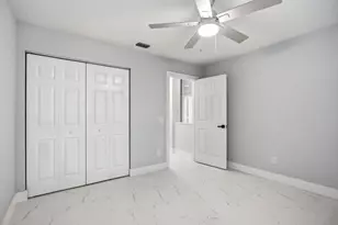 11709 Castellon Ct, Boynton Beach, FL 33437 - Photo 7