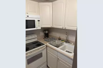29 Newport B #29, Deerfield Beach, FL 33442 - Photo 5