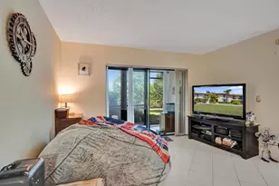 5201 W Club Cir, Boca Raton, FL 33431 - Photo 17