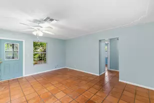 201 W Riverside Dr, Jupiter, FL 33469 - Photo 11