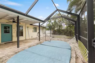 201 W Riverside Dr, Jupiter, FL 33469 - Photo 15