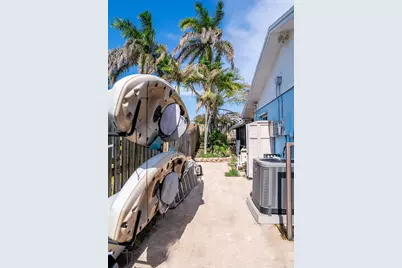 2445 NE 16th Court, Jensen Beach, FL 34957 - Photo 19