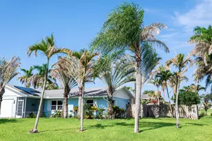 2445 NE 16th Ct, Jensen Beach, FL 34957 - Photo 3
