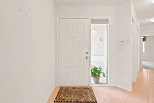 10432 Lake Vista Cir, Boca Raton, FL 33498 - Photo 7