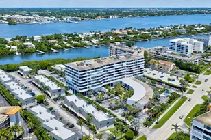 3589 S Ocean Blvd, South Palm Beach, FL 33480 - Photo 23