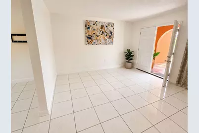 4210 W 10th Court, Hialeah, FL 33012 - Photo 3