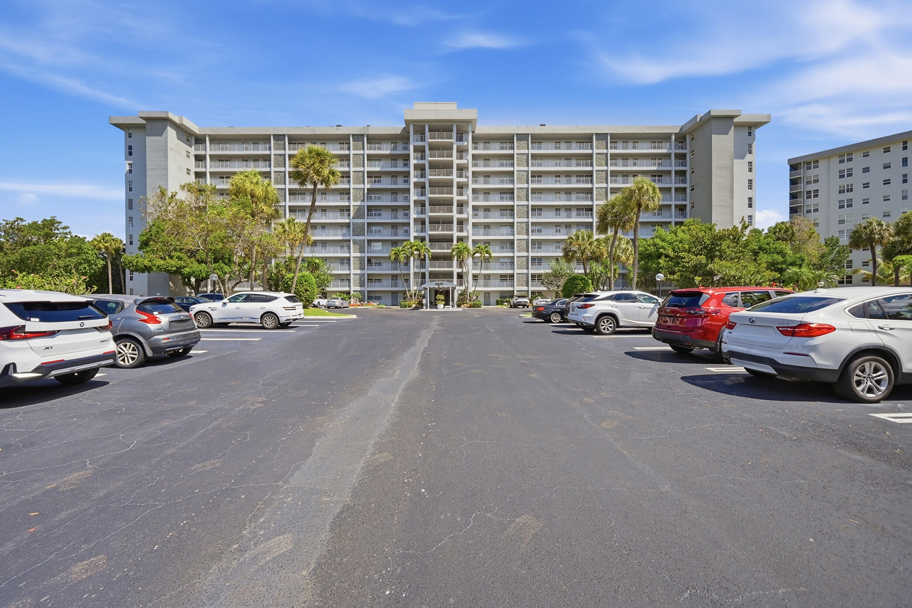 4015 W Palm Aire Dr #1001 - 4015 W Palm Aire Dr #1001, Pompano Beach, FL 33069 Luxury Property | Jose Angel Pina