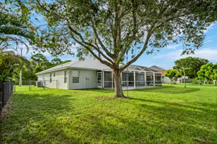 2367 SE Rock Springs Dr, Port Saint Lucie, FL 34952 - Photo 15