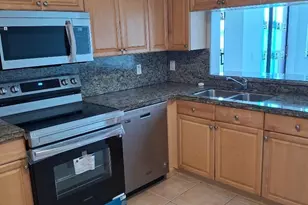 105 Lake Emerald Dr, Oakland Park, FL 33309 - Photo 7