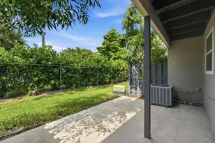 6505 Dockside Cir, Greenacres, FL 33463 - Photo 19
