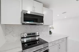 6505 Dockside Cir, Greenacres, FL 33463 - Photo 5