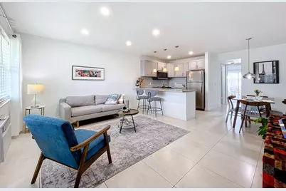 410 Chatham T, West Palm Beach, FL 33417 - Photo 1