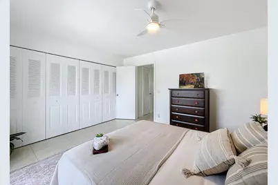 410 Chatham T, West Palm Beach, FL 33417 - Photo 7