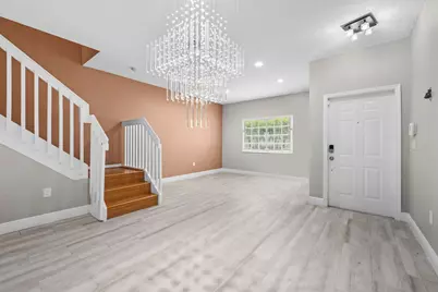 7920 Catalina Circle, Tamarac, FL 33321 - Photo 3