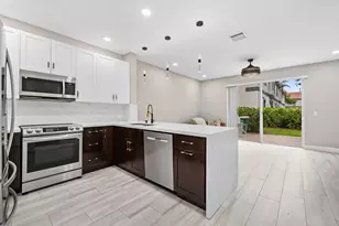 7920 Catalina Cir, Tamarac, FL 33321 - Photo 7