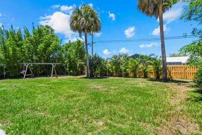 520 SE Dolphin Drive, Stuart, FL 34996 - Photo 29
