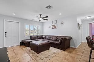 520 SE Dolphin Dr, Stuart, FL 34996 - Photo 5