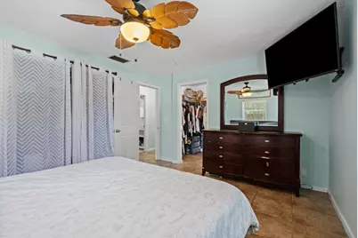 520 SE Dolphin Drive, Stuart, FL 34996 - Photo 15