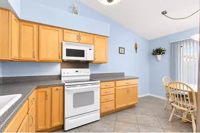 2400 SW 19th Avenue, Boynton Beach, FL 33426 - Photo 11