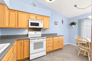 2400 SW 19th Ave, Boynton Beach, FL 33426 - Photo 11
