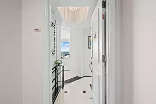 411 N New River Dr E, Fort Lauderdale, FL 33301 - Photo 3