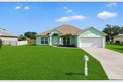 522 SW McComb Avenue, Port Saint Lucie, FL 34953 - Photo 1