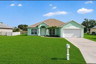 522 SW McComb Ave, Port Saint Lucie, FL 34953 - Photo 1