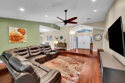 8670 NW 56th Street, Coral Springs, FL 33067 - Photo 15