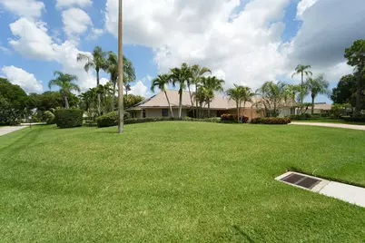 6499 Brandon Street, Palm Beach Gardens, FL 33418 - Photo 3