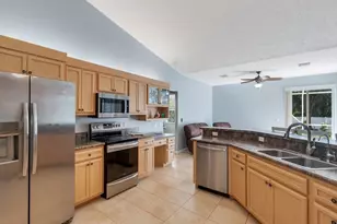 2101 SW Alloway Ave, Port Saint Lucie, FL 34953 - Photo 9